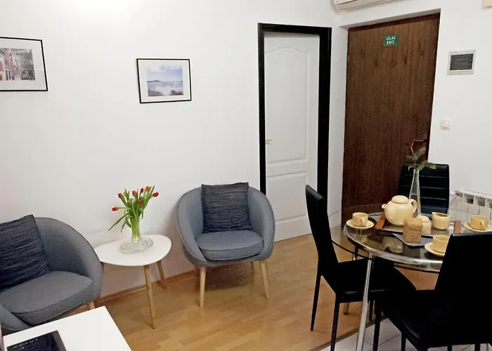 Rosa 1 Apartment